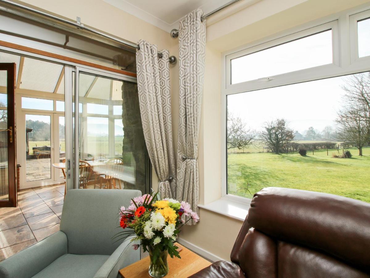 Bicton Lea Βίλα Acton  Εξωτερικό φωτογραφία
