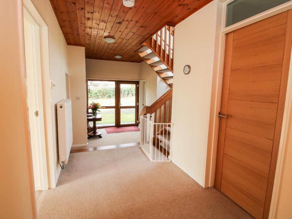 Bicton Lea Βίλα Acton  Εξωτερικό φωτογραφία